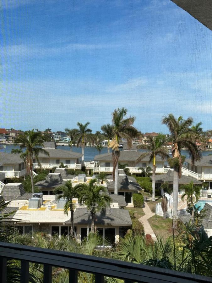 Olde Marco Inn Marco Island Esterno foto