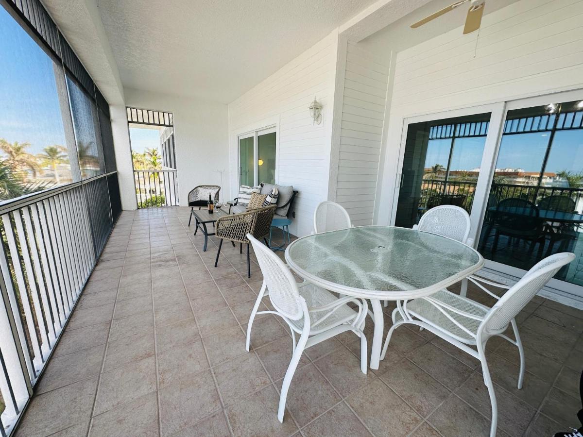 Olde Marco Inn Marco Island Esterno foto